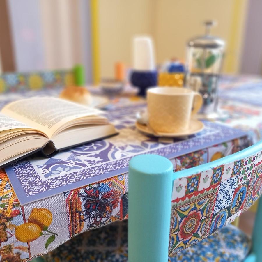 Bed&Book Palazzo Cutelli Bed and Breakfast Παλέρμο Εξωτερικό φωτογραφία
