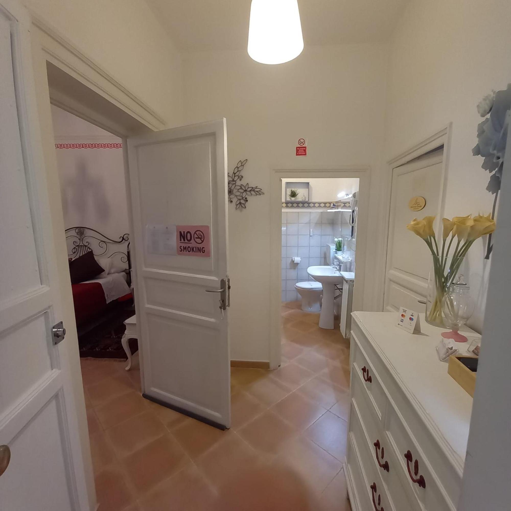 Bed&Book Palazzo Cutelli Bed and Breakfast Παλέρμο Εξωτερικό φωτογραφία