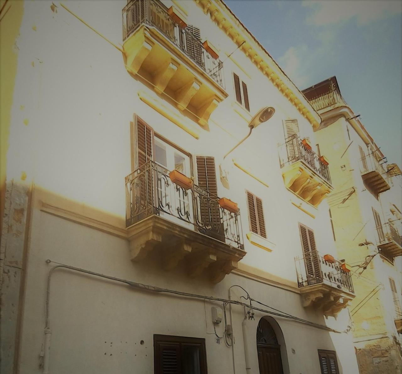 Bed&Book Palazzo Cutelli Bed and Breakfast Παλέρμο Εξωτερικό φωτογραφία