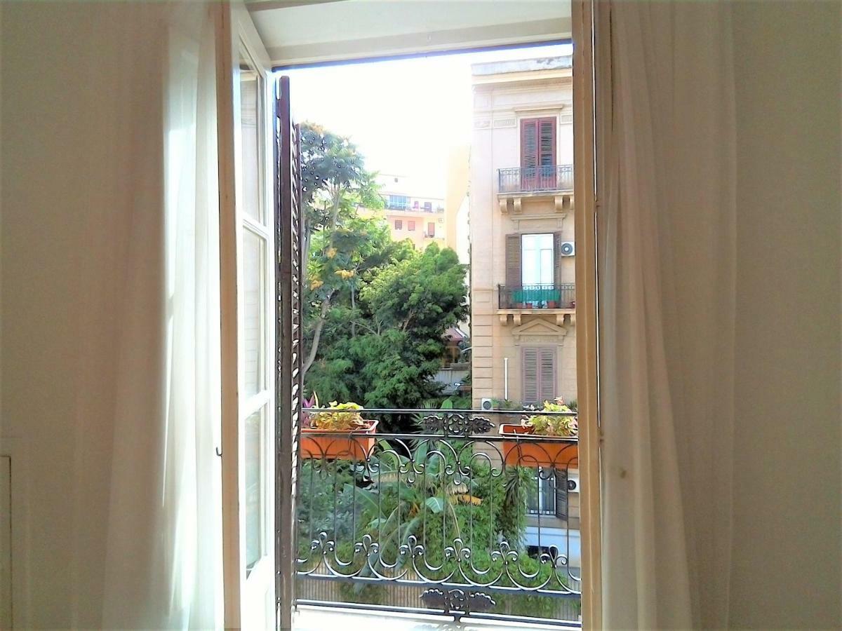 Bed&Book Palazzo Cutelli Bed and Breakfast Παλέρμο Εξωτερικό φωτογραφία