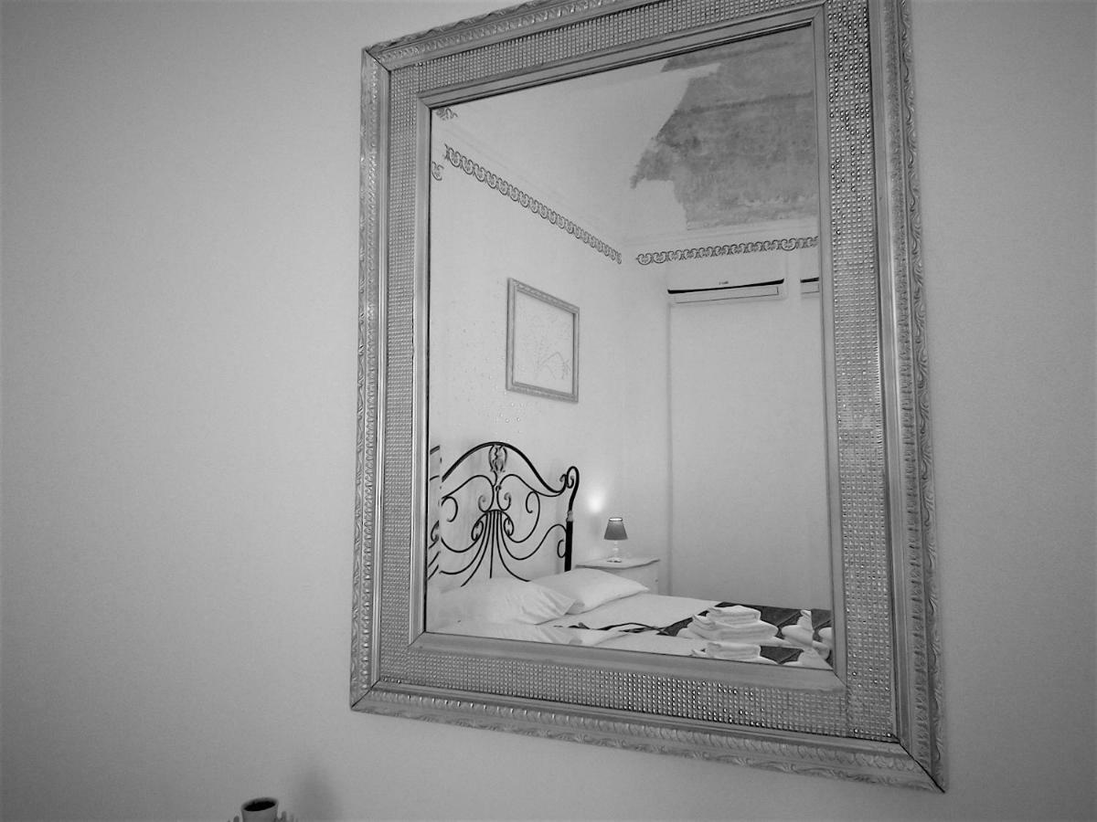 Bed&Book Palazzo Cutelli Bed and Breakfast Παλέρμο Εξωτερικό φωτογραφία
